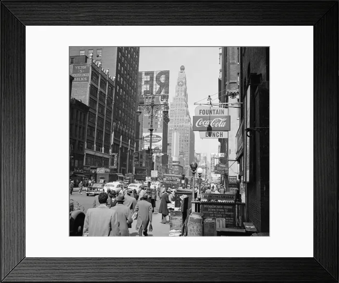 Framed Print : Daily Activity in New York's Garment Center Framed Print : Daily Activity in New York's Garment Center