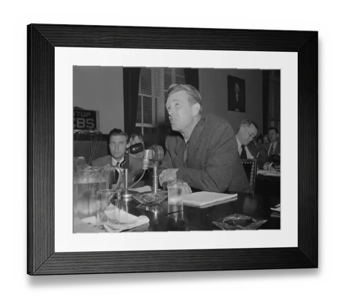 Framed Print : Sterling Hayden Testifying Before HUAC Framed Print : Sterling Hayden Testifying Before HUAC