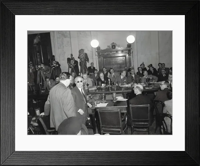 Framed Print : Police Taking Gangster Jake Guzik into Custody at Hearing Framed Print : Police Taking Gangster Jake Guzik into Custody at Hearing