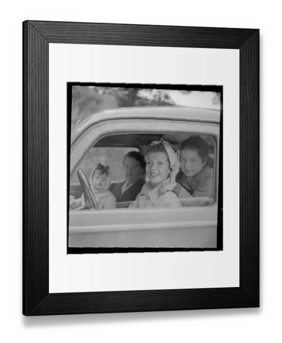 Framed Print : Rita Hayworth in Car with Daughters and Nurse Framed Print : Rita Hayworth in Car with Daughters and Nurse