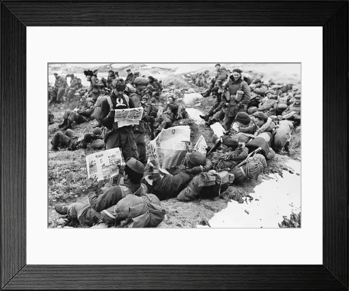 Framed Print : Canadian Trops In Korea Framed Print : Canadian Trops In Korea