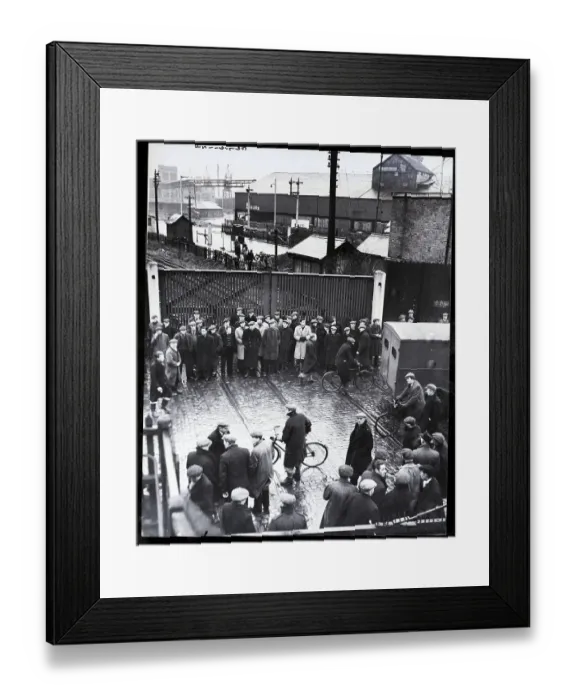 Framed Print : Striking Dockworkers Block Gate Framed Print : Striking Dockworkers Block Gate