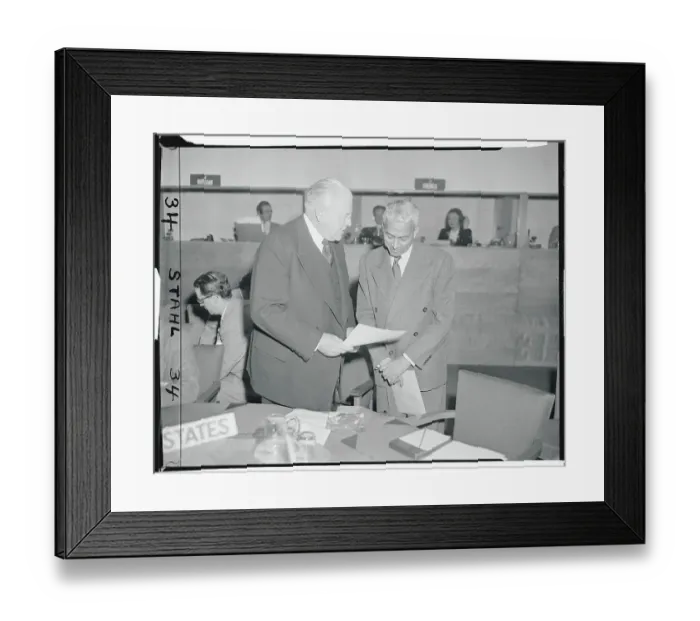 Framed Print : Warren Austin Speaking with Sir Benegal Rau Framed Print : Warren Austin Speaking with Sir Benegal Rau