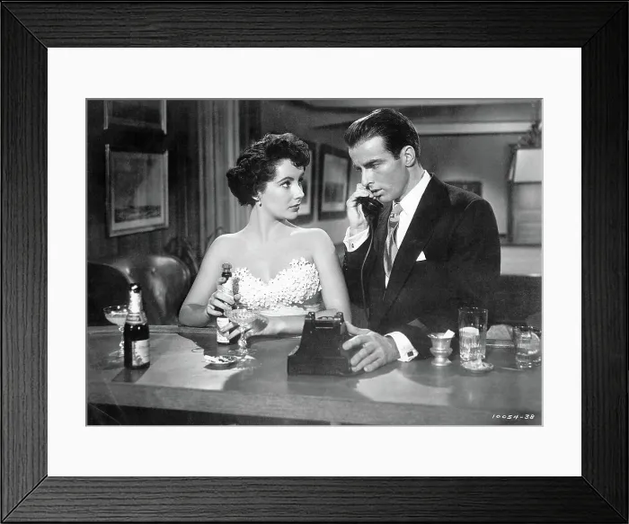 Framed Print : Elizabeth Taylor and Montgomery Clift in A Place in the Sun Framed Print : Elizabeth Taylor and Montgomery Clift in A Place in the Sun