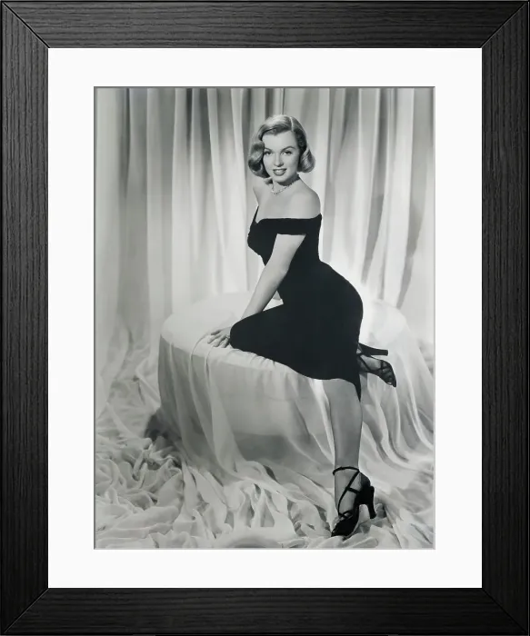 Framed Print : Marilyn Monroe in Off-the-Shoulder Dress Framed Print : Marilyn Monroe in Off-the-Shoulder Dress