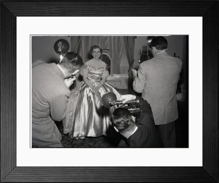 Framed Print : Margaret Truman Posing As Photogs Take P Framed Print : Margaret Truman Posing As Photogs Take P