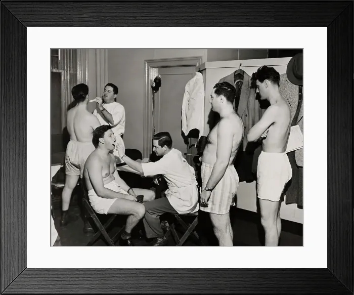 Framed Print : Dental Examination Of Draft MDs Framed Print : Dental Examination Of Draft MDs