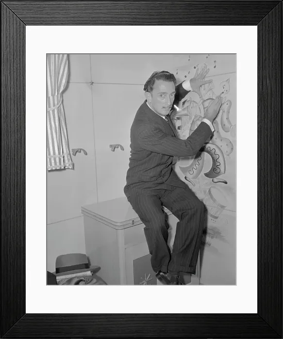 Framed Print : Salvador Dali Sketching on Wall Mural Framed Print : Salvador Dali Sketching on Wall Mural