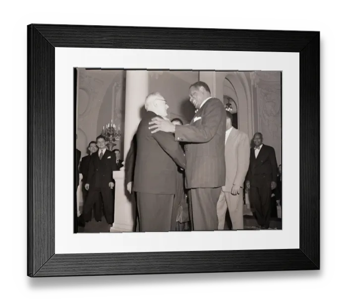 Framed Print : Paul Robeson and Andrei Vishinsky Shake Hands Framed Print : Paul Robeson and Andrei Vishinsky Shake Hands
