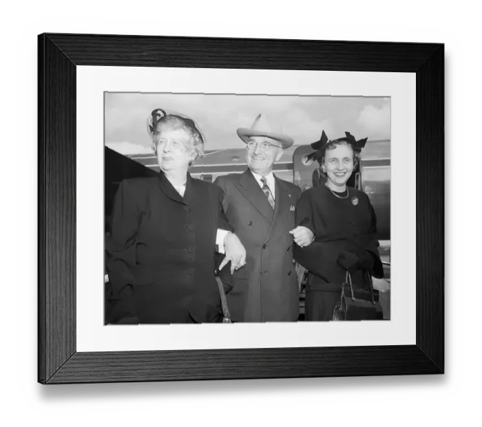 Framed Print : President Harry Truman with Bess and Margaret Truman Framed Print : President Harry Truman with Bess and Margaret Truman