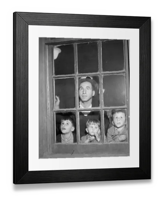 Framed Print : Magnani Family Detained at Ellis Island Framed Print : Magnani Family Detained at Ellis Island