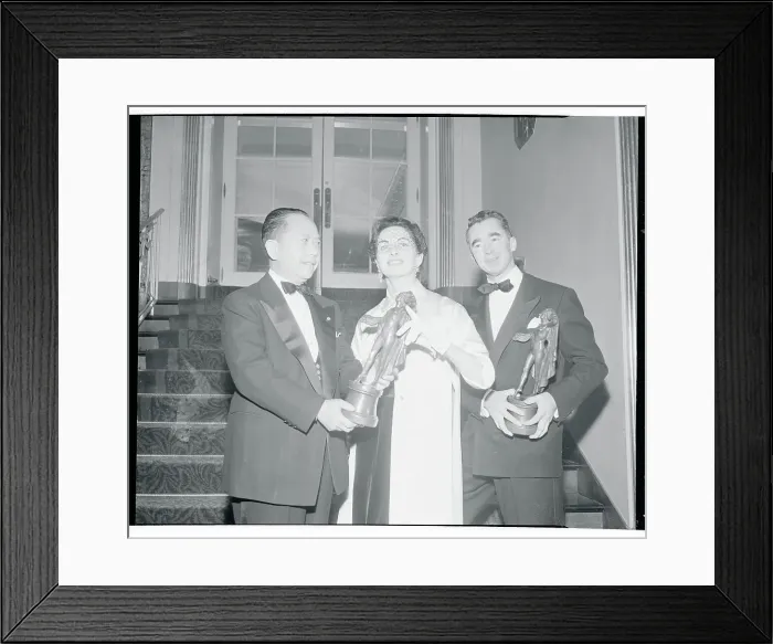 Framed Print : Fashion Designers Receiving Award Framed Print : Fashion Designers Receiving Award