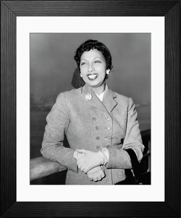 Framed Print : Josephine Baker Waist Up, Smiling Framed Print : Josephine Baker Waist Up, Smiling