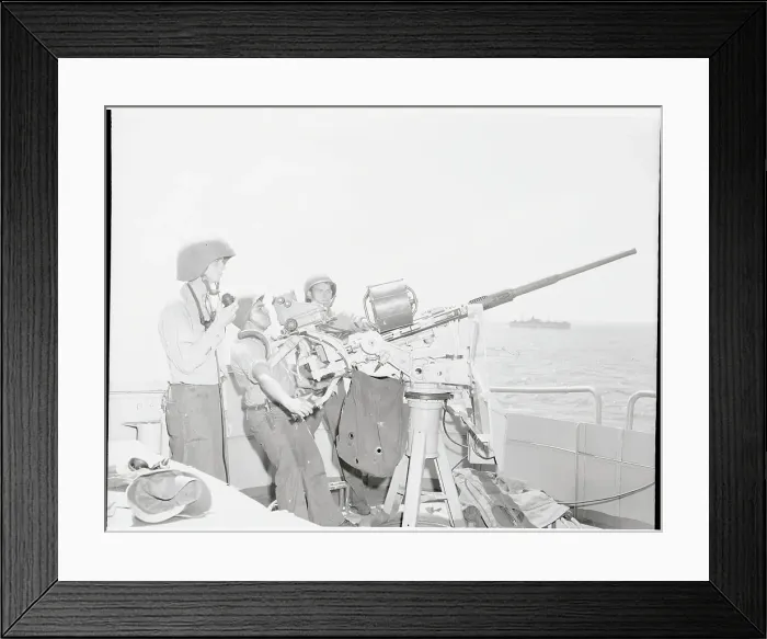 Framed Print : Soldiers Manning Large Gun Framed Print : Soldiers Manning Large Gun