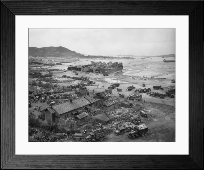 Framed Print : Allied Landing at Inchon Framed Print : Allied Landing at Inchon