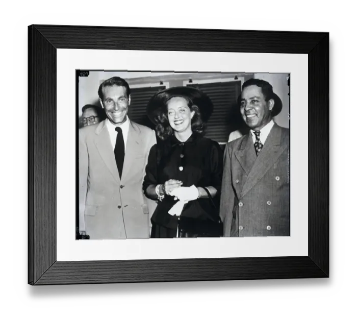 Framed Print : Newlyweds Gary Merrill And Bette Davis Framed Print : Newlyweds Gary Merrill And Bette Davis