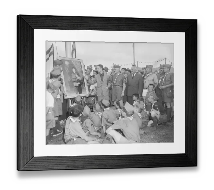 Framed Print : Norman Rockwell Presenting Boy Scouts with a Painting Framed Print : Norman Rockwell Presenting Boy Scouts with a Painting