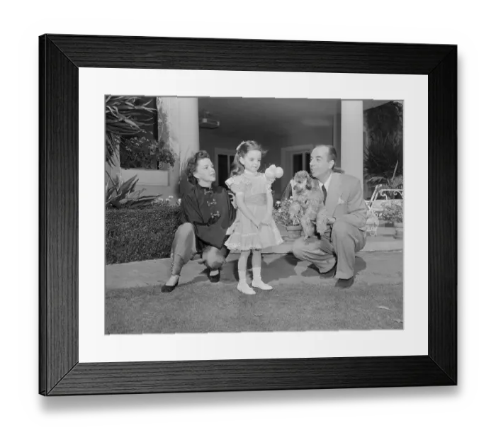 Framed Print : Judy Garland with Husband and Daughter Liza Minnelli