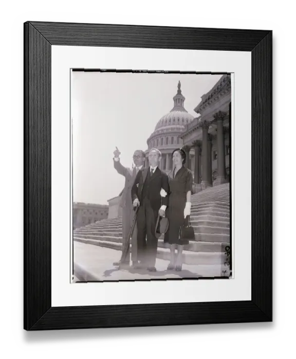 Framed Print : Japanese Tourists in Washington Framed Print : Japanese Tourists in Washington