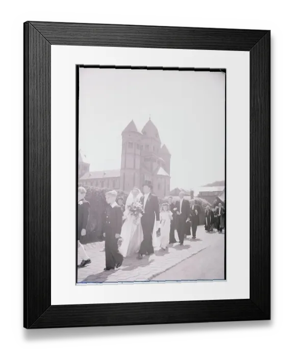Framed Print : Hermann and Libeth Wehrhahn with Wedding Party Framed Print : Hermann and Libeth Wehrhahn with Wedding Party