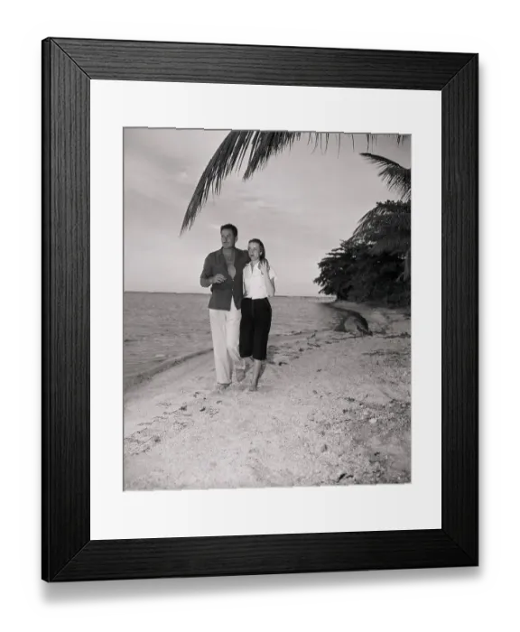 Framed Print : Errol Flynn and His Fiancee Framed Print : Errol Flynn and His Fiancee