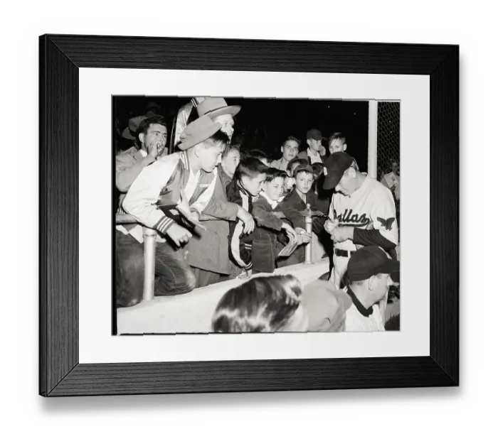 Framed Print : Dizzy Dean Signing Autographs Framed Print : Dizzy Dean Signing Autographs