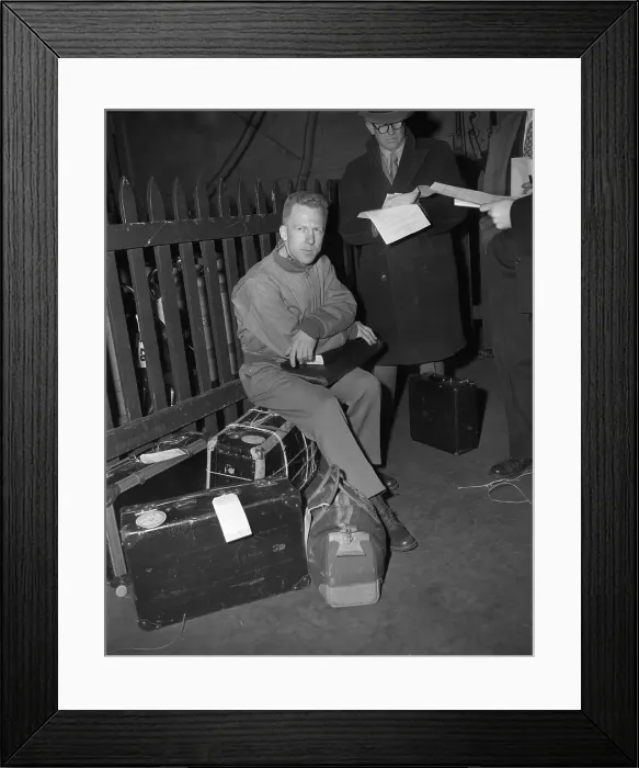 Framed Print : Garry Davis Framed Print : Garry Davis