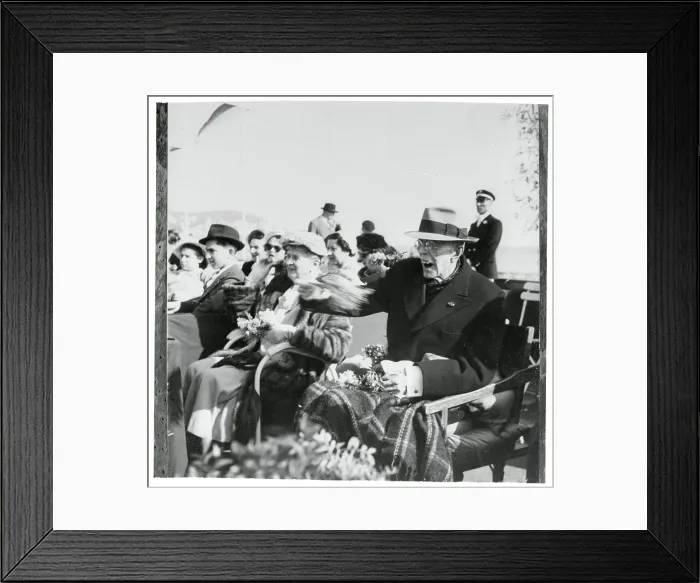 Framed Print : King Gustav Throwing a Wreath Framed Print : King Gustav Throwing a Wreath