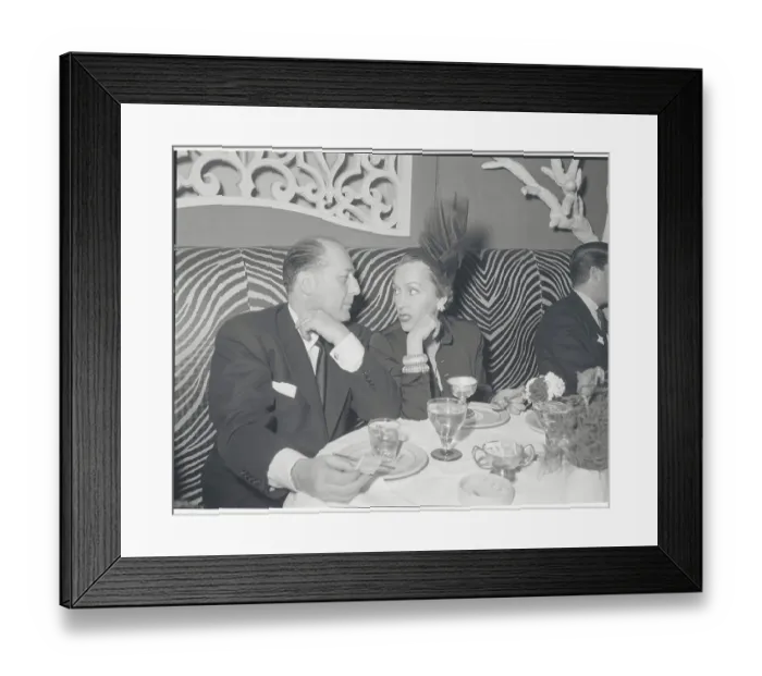 Framed Print : Gloria Swanson and Date Dining