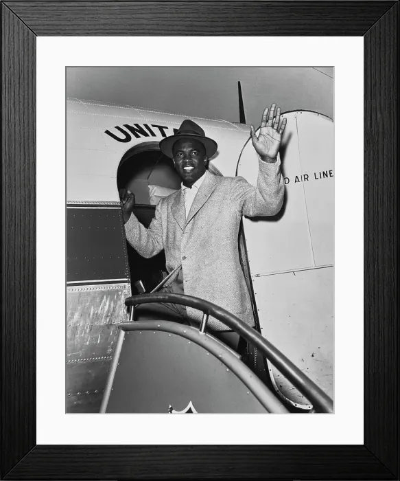 Framed Print : Jackie Robinson Framed Print : Jackie Robinson