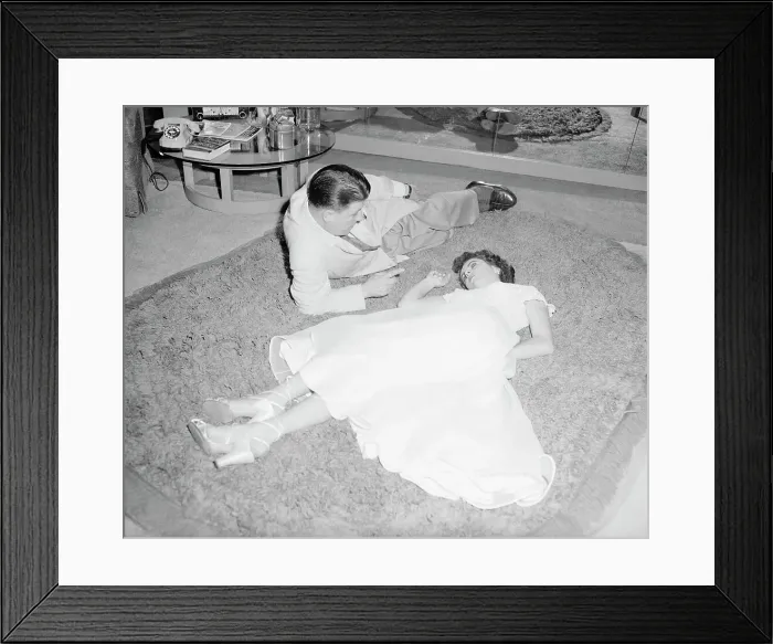 Framed Print : George Stevens Directing Liz Taylor