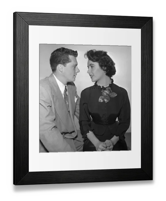 Framed Print : Liz Taylor and Conrad Nichols Hilton Jr
