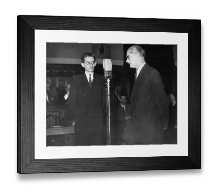 Framed Print : Edgar Sanders Standing During His Espionage Trial Framed Print : Edgar Sanders Standing During His Espionage Trial