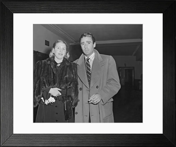 Framed Print : Peter Lawford and Sharman Douglas Posing Together Framed Print : Peter Lawford and Sharman Douglas Posing Together