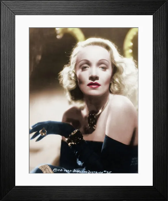 Framed Print : Marlene Dietrich Framed Print : Marlene Dietrich
