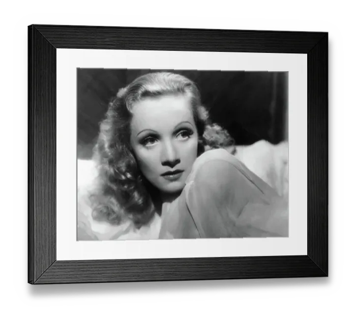 Framed Print : Marlene Dietrich Framed Print : Marlene Dietrich