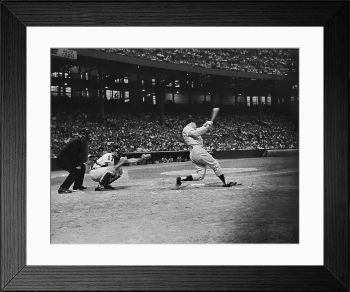 Framed Print : Mickey Mantle Swinging Bat Framed Print : Mickey Mantle Swinging Bat
