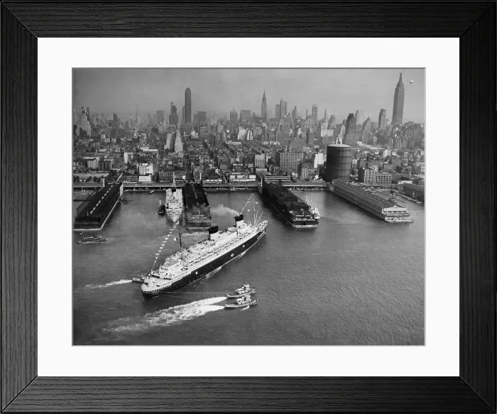 Framed Print : SS Liberte (Formerly Europa) Berths in New York, 1950 Framed Print : SS Liberte (Formerly Europa) Berths in New York, 1950