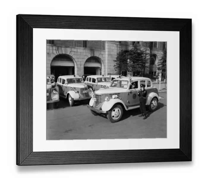 Framed Print : Police Officers and Patrol Cars in Tokyo Framed Print : Police Officers and Patrol Cars in Tokyo