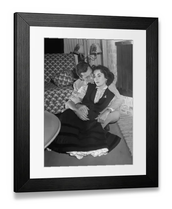 Framed Print : Nick Hilton Relaxing with Elizabeth Taylor at Home Framed Print : Nick Hilton Relaxing with Elizabeth Taylor at Home