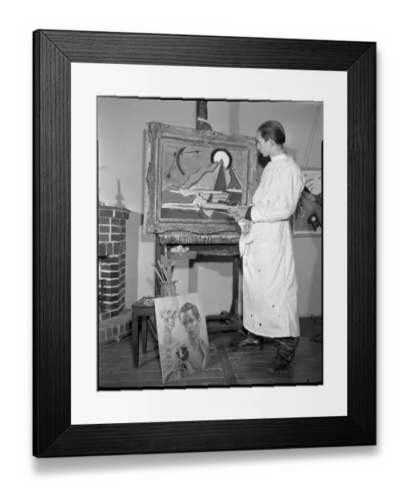 Framed Print : Painting Studio as Students Paint in Class