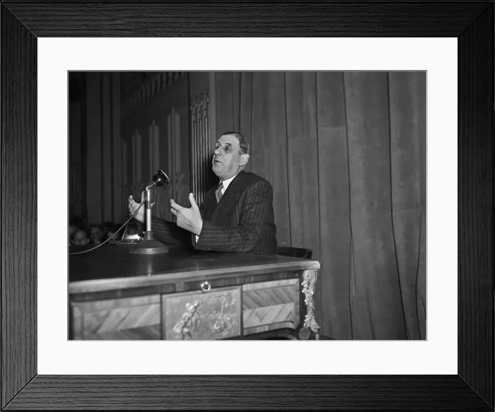 Framed Print : Charles De Gaulle Addressing a Press Conference Framed Print : Charles De Gaulle Addressing a Press Conference