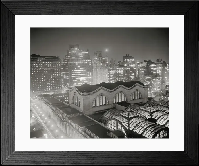 Framed Print : Skyline of Manhattan with Pennsylvania Station Area Framed Print : Skyline of Manhattan with Pennsylvania Station Area