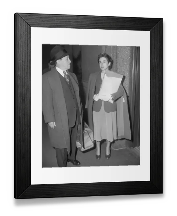 Framed Print : Espionage Suspect Judith Coplon in Court House Framed Print : Espionage Suspect Judith Coplon in Court House
