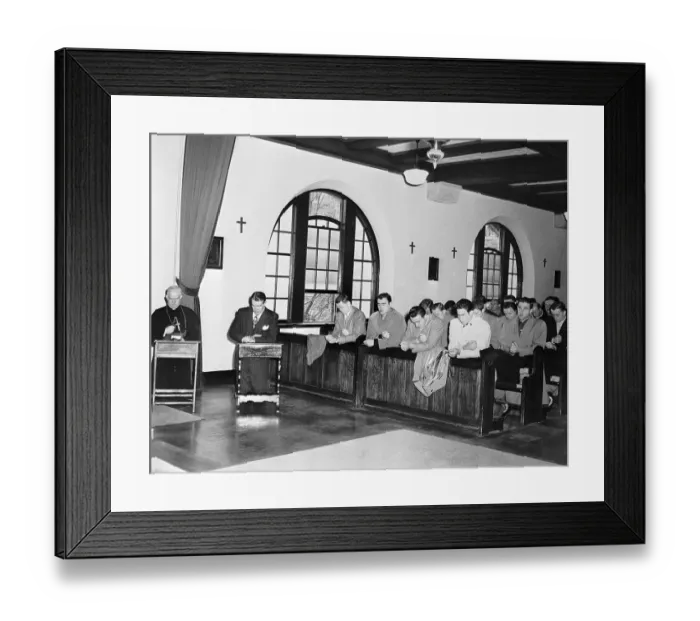 Framed Print : Notre Dame Players in Chapel Framed Print : Notre Dame Players in Chapel