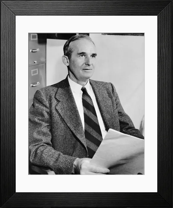 Framed Print : Nobel Peace Prize of Chemistry Winner Dr Giauque Framed Print : Nobel Peace Prize of Chemistry Winner Dr Giauque