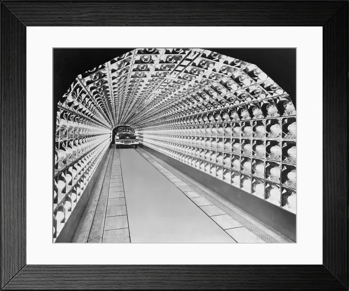 Framed Print : Infra-red Paint Dryer Framed Print : Infra-red Paint Dryer