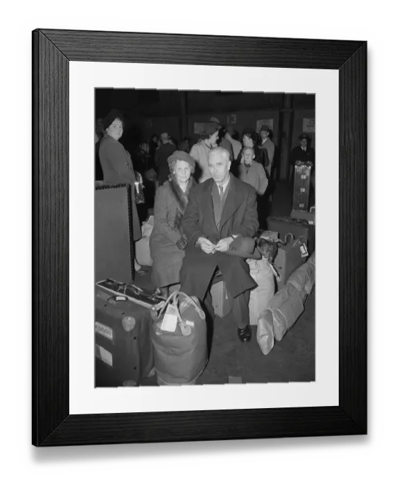 Framed Print : Inventor Boris Hagelin & Wife Arriving Framed Print : Inventor Boris Hagelin & Wife Arriving