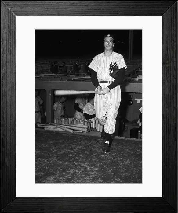 Framed Print : Joe Dimaggio Walking From Dugout W / Bat Framed Print : Joe Dimaggio Walking From Dugout W / Bat