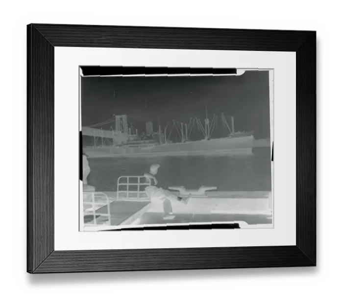 Framed Print : S.S. Steel Flyer Arriving with Sugar Cargo Framed Print : S.S. Steel Flyer Arriving with Sugar Cargo